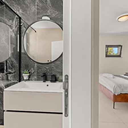 Luxury Seaside Apartament Zadar