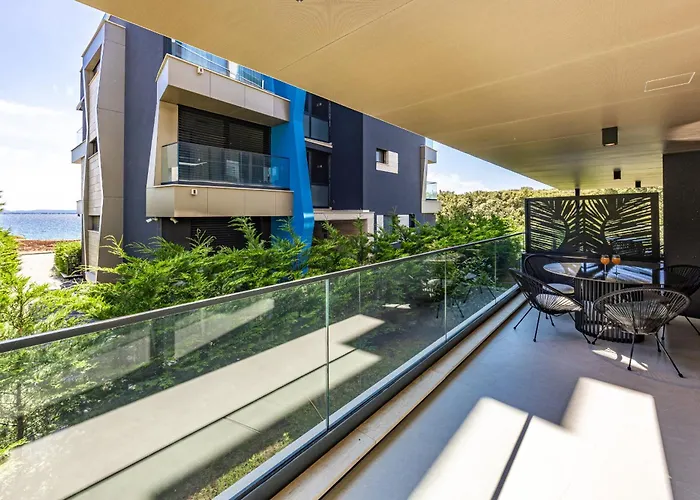 Luxury Seaside Задар