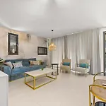 Luxury Seaside * 扎达尔