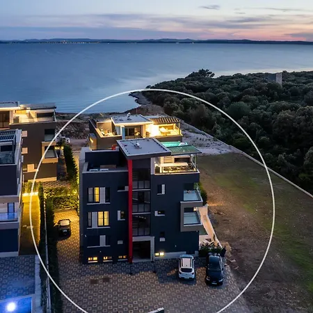 Luxury Seaside Apartamento *